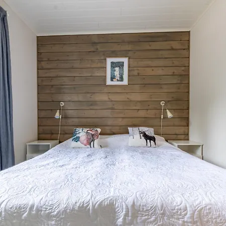 Pajalehto | Cozy 3br Near Slopes * לוי